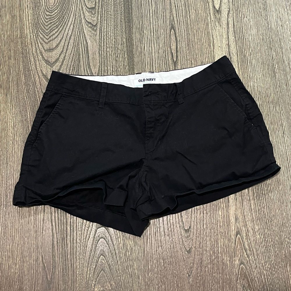 Old Navy Chino Cuff Shorts Regular Fit Mid-Rise Flat Front Stretch Black Size 8
